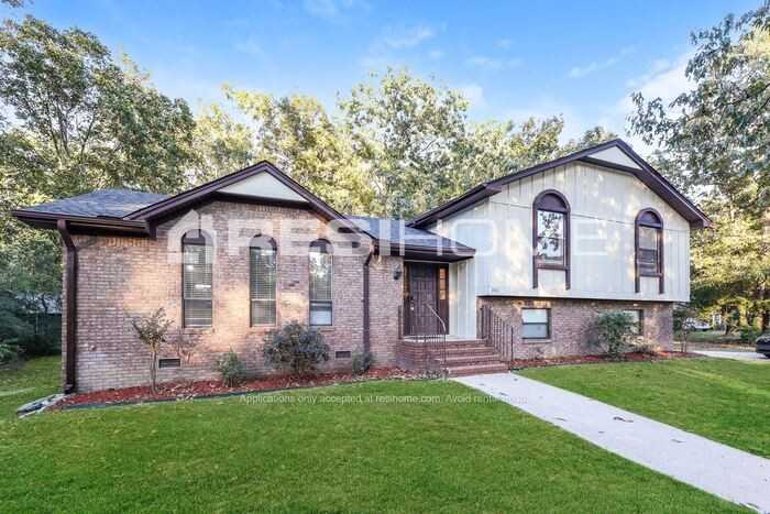 145 Mission Cir - Photo 2 of 20