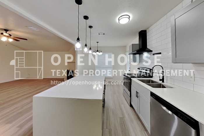 850 Colson Dr - Photo 7 of 20