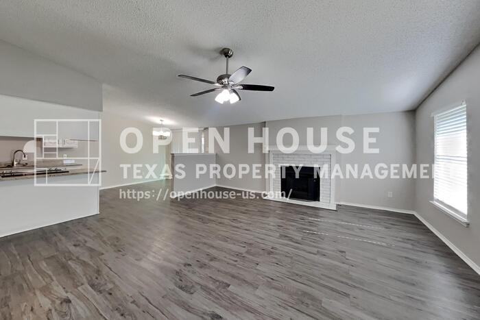 5211 Carpenter Dr - Photo 4 of 20