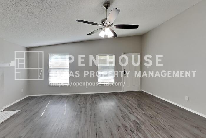 5211 Carpenter Dr - Photo 6 of 20