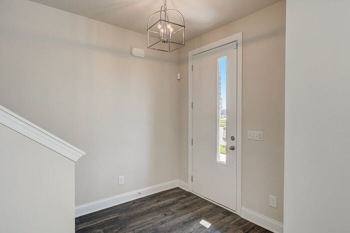1001 Lifford Ln #307 - Photo 7 of 36