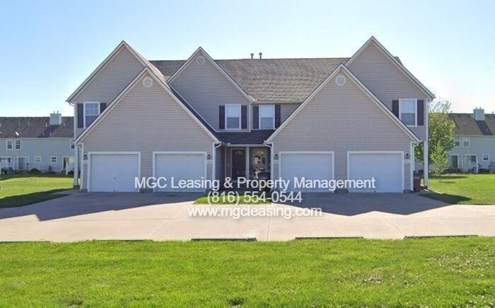 507 N Foxridge Dr