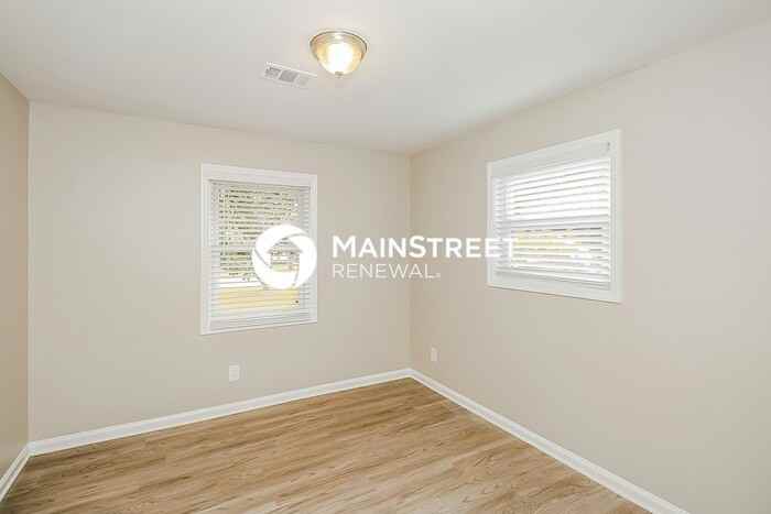 6440 Connell Rd - Photo 4 of 16