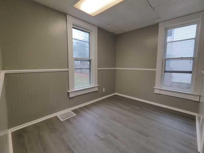 1225 Andrews St #1 - Photo 5 of 9