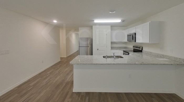 20254 Lorenzo Ave - Photo 4 of 20