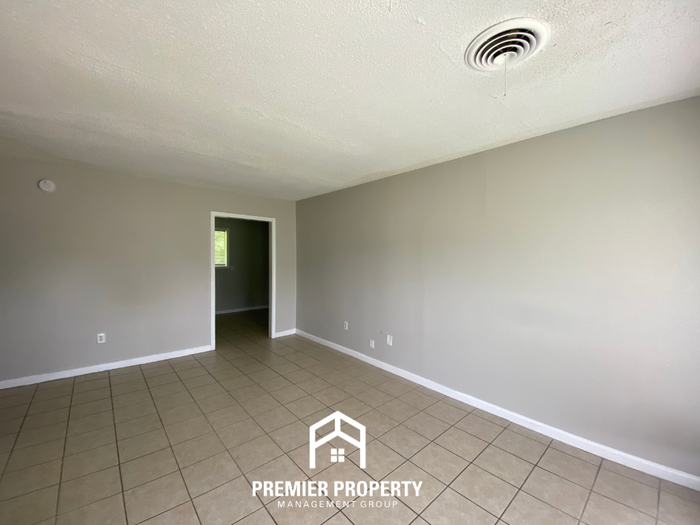 3785 Black Forest Dr - Photo 3 of 16