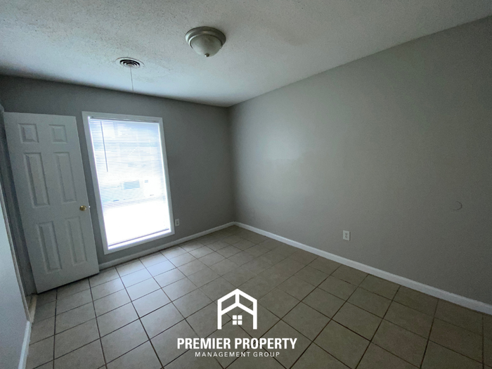 3785 Black Forest Dr - Photo 7 of 16