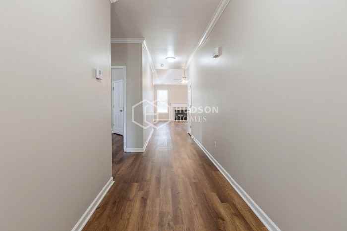 1135 Avalon Dr - Photo 3 of 26