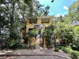 2415 Blossom St - Photo 1 of 1