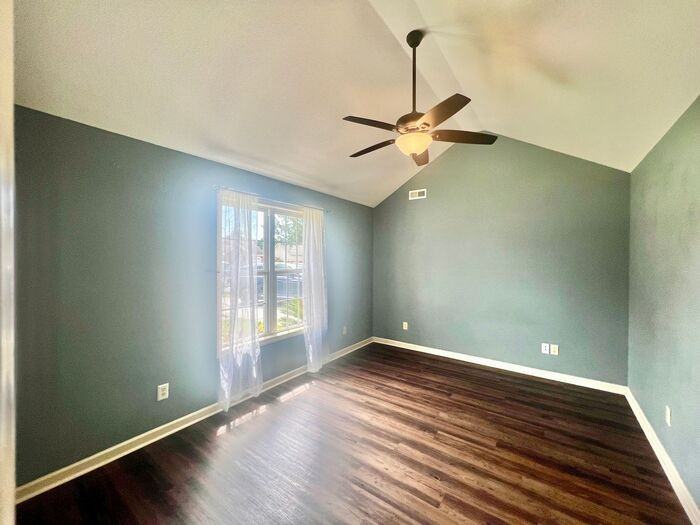 7111 Springer Rd - Photo 6 of 21