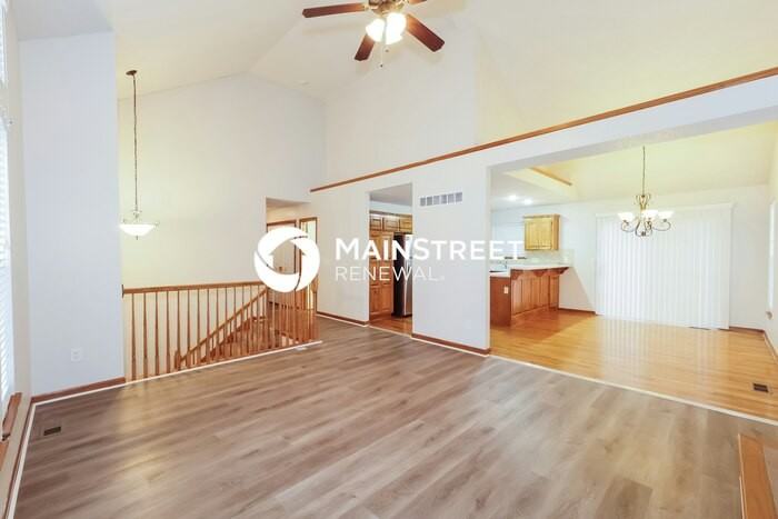 214 Lacy Ln - Photo 3 of 17