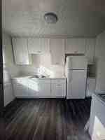 featured image of 409 E Harvard St