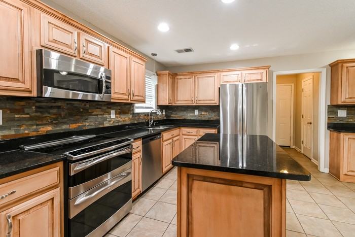 3450 Bop Blvd - Photo 7 of 20