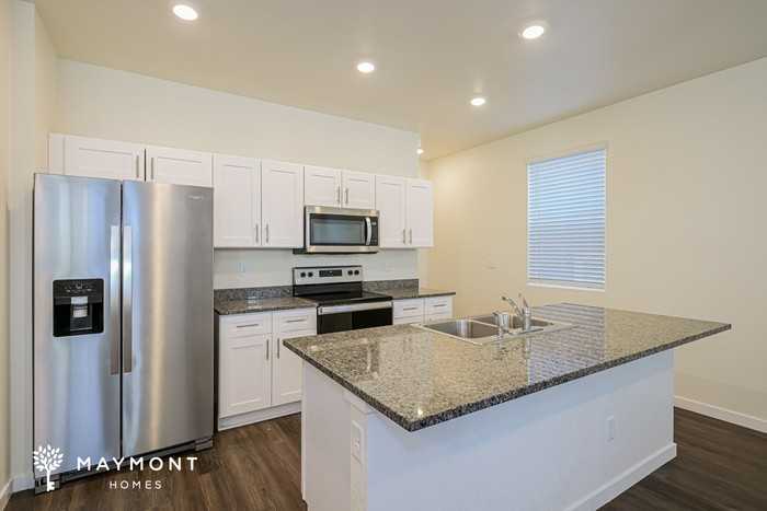 13561 Oneida Ln - Photo 7 of 16