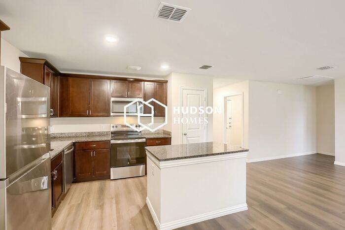 1005 E Calhoun Ave - Photo 7 of 16