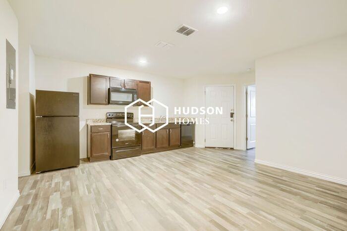925 Burgan St #A - Photo 5 of 16