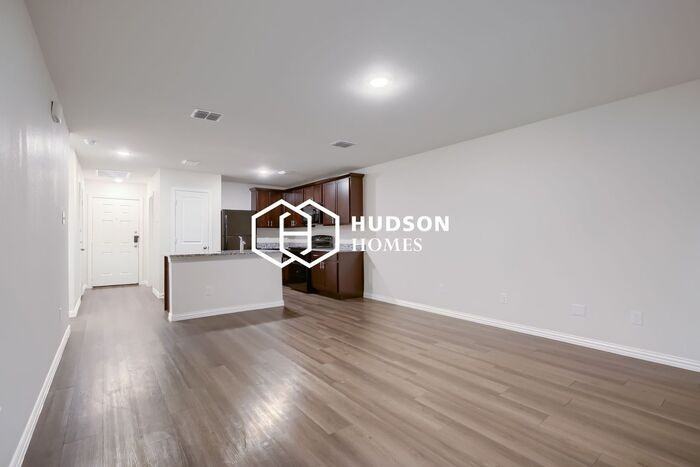 609 Sherman St - Photo 6 of 16