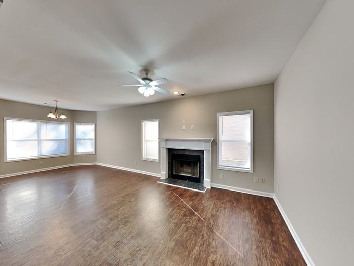 158 Nathan Rd Sw - Photo 6 of 32