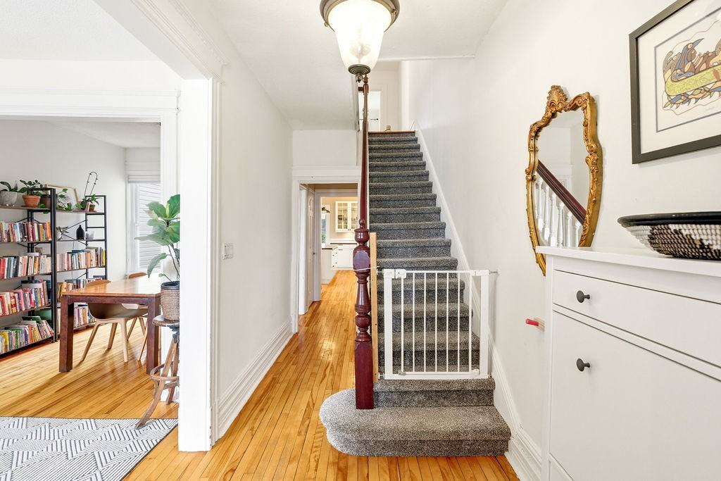 175 Percy Street - Photo 4 of 42
