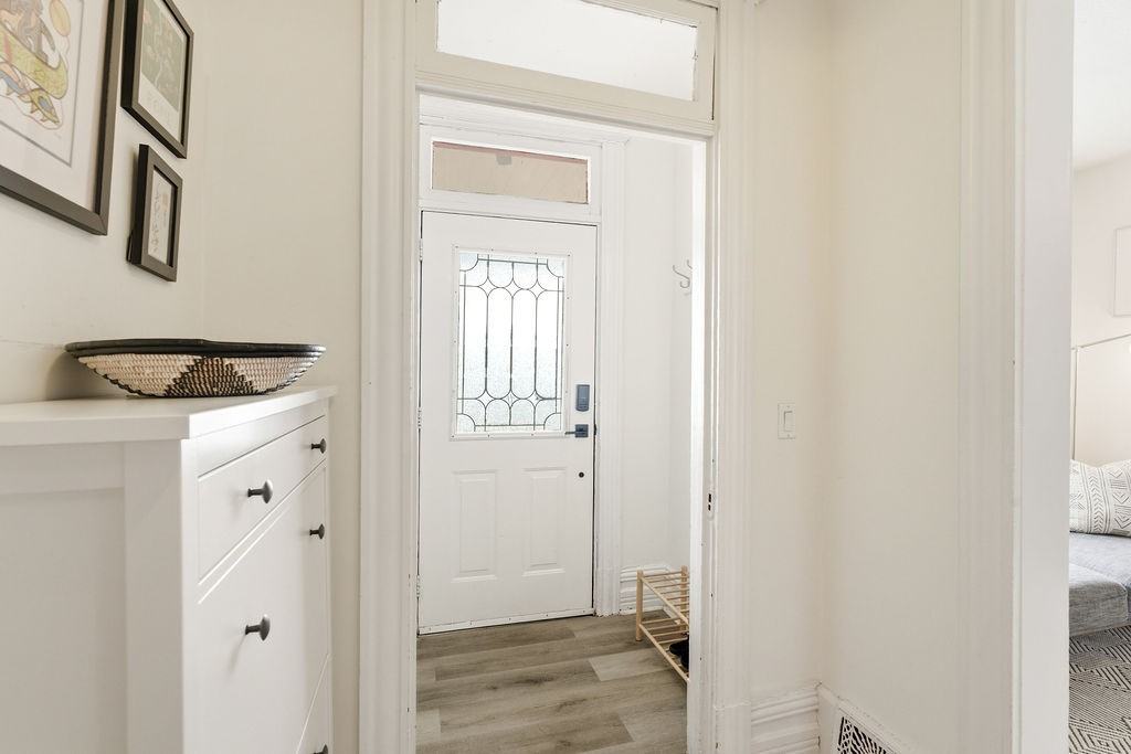 175 Percy Street - Photo 3 of 42