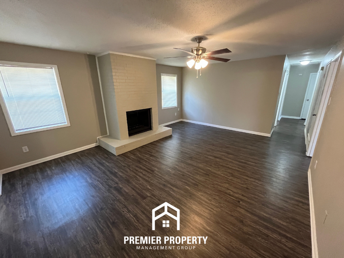 2986 Meadowfair Rd - Photo 6 of 22