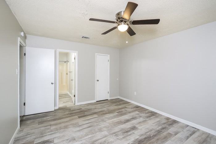 135 Shawns Way - Photo 7 of 11