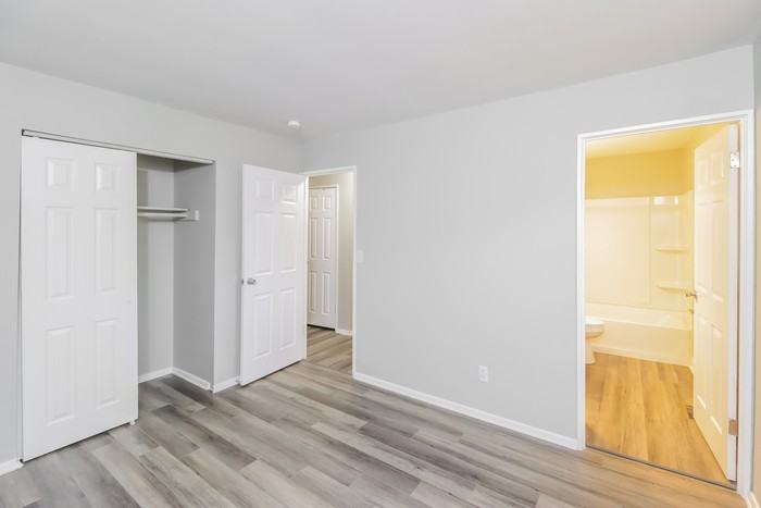 11391 Geneva Rd - Photo 7 of 10