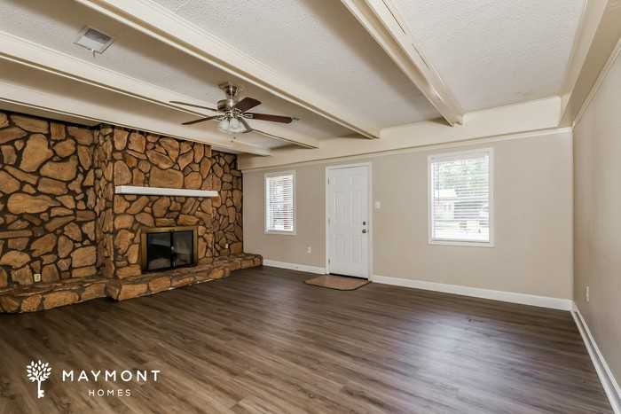 142 W Lisa Dr - Photo 7 of 12