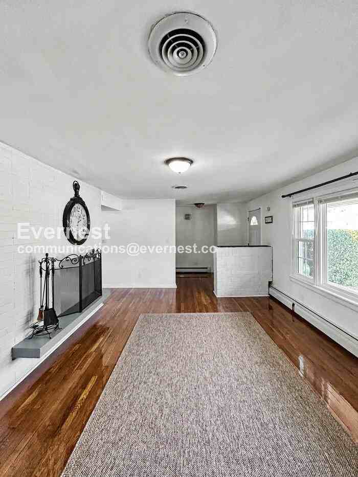 616 S Jefferson St - Photo 7 of 30