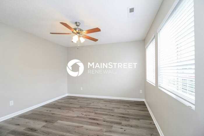 5712 Fisherman Dr - Photo 5 of 17