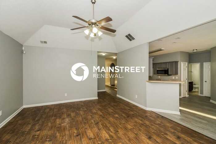 1732 Southall St - Photo 3 of 15