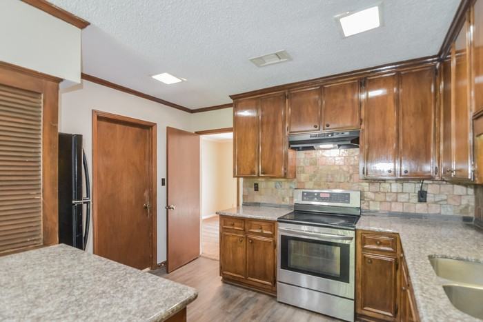 463 Larkwood Dr - Photo 5 of 12