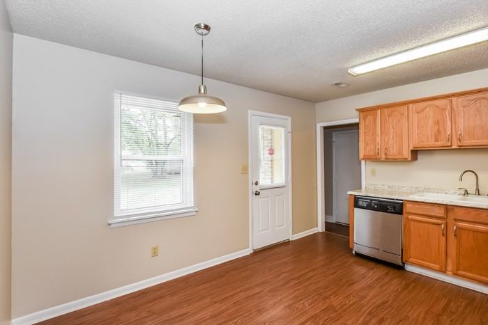 14008 Armond Dr Sw - Photo 6 of 12