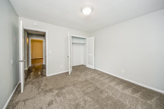 117 Greenfield Rd - Photo 7 of 12