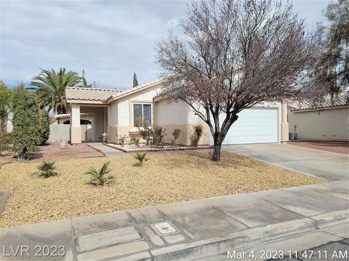 1006 Wreath Ct