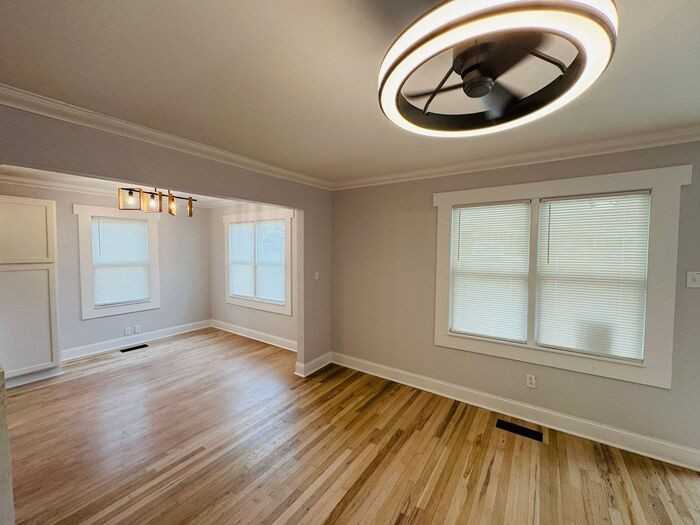 1511 Humes Ave Ne - Photo 7 of 27