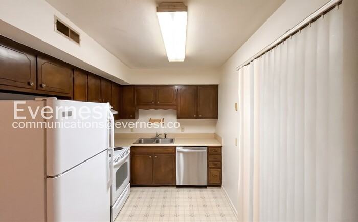 8831 Millard Lee Ln - Photo 4 of 24