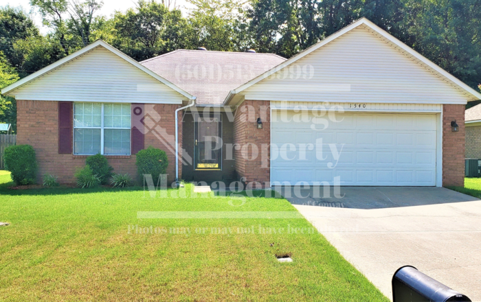 1540 New Oxford Rd - Photo 2 of 7