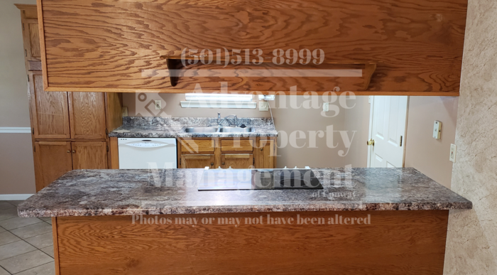 1540 New Oxford Rd - Photo 3 of 7