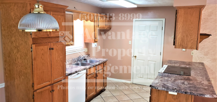 1540 New Oxford Rd - Photo 4 of 7
