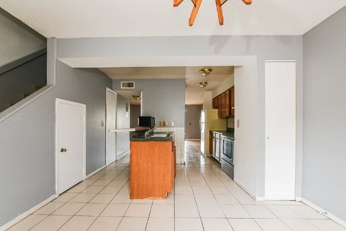 115 Michelle Ln #B - Photo 6 of 45