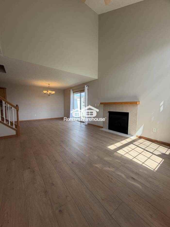 2489 Yellowstone Dr - Photo 5 of 19