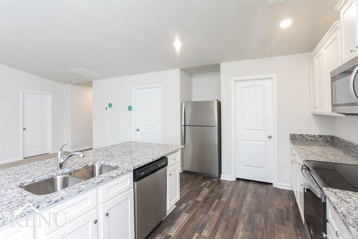 234 Sundew Rd - Photo 5 of 19