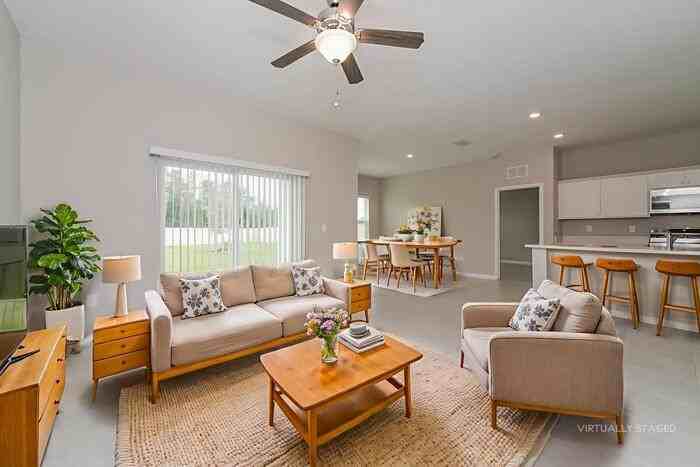 348 Kenilworth Dr - Photo 6 of 15