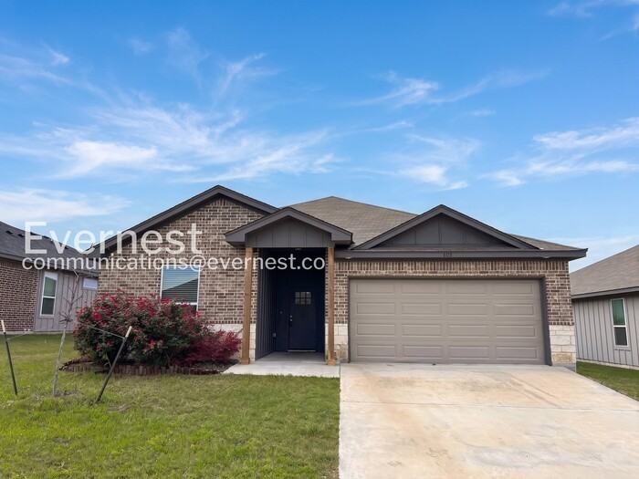 605 Old Glory Rd - Photo 2 of 21