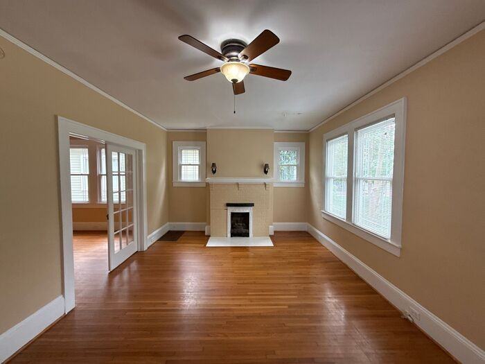 420 N Laurel Ave - Photo 4 of 18