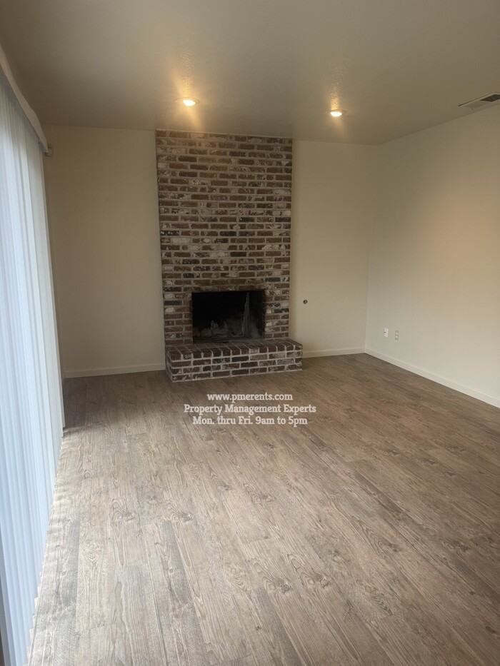 9130 Cornwall Dr - Photo 4 of 19