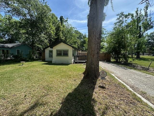 1021 Woodstock Ave - Photo 3 of 24