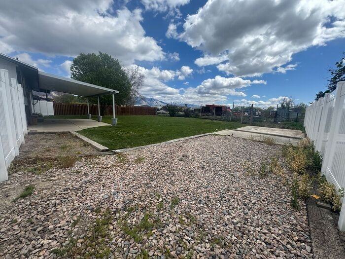 2207 W 900 N - Photo 3 of 19