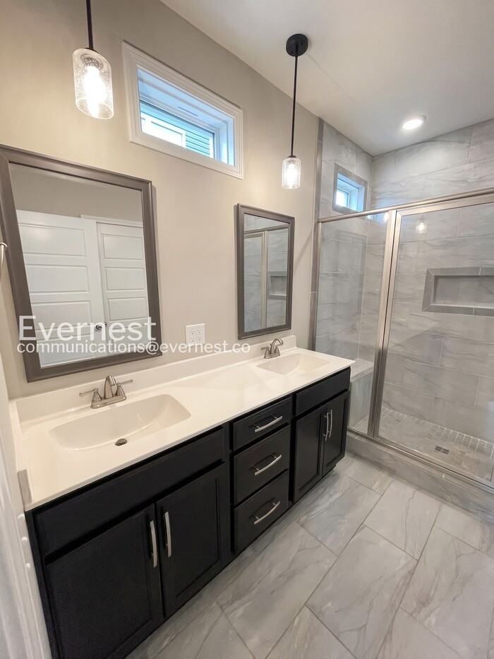 4042 Fort Sumter Dr #62 - Photo 5 of 35